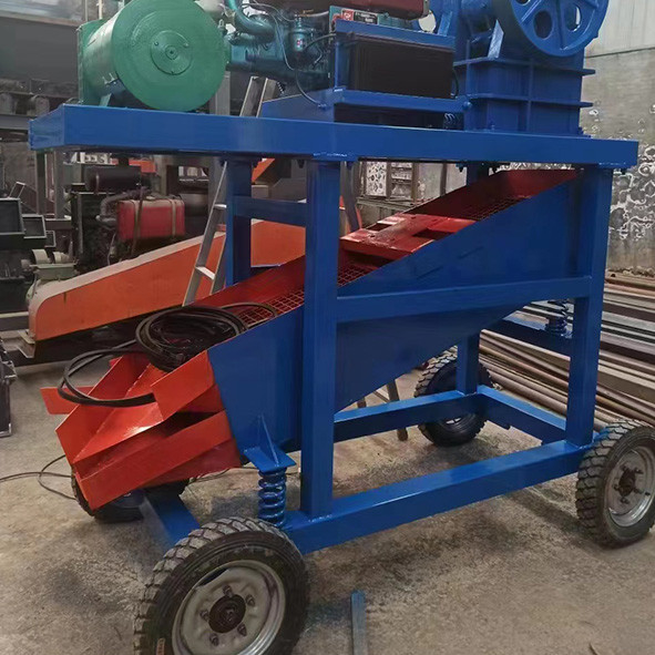 Madencilik Küçük Mobil Taşınabilir Çeneli Kırıcı Makinesi Dizel Motor Veya Motor Gücü