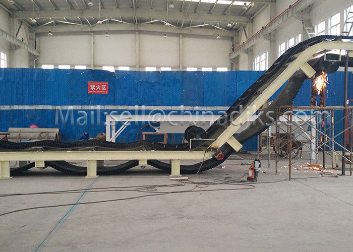 OEM Endüstriyel Eğimli Bantlı Konveyör Beyaz Renk Q235 Yapısı