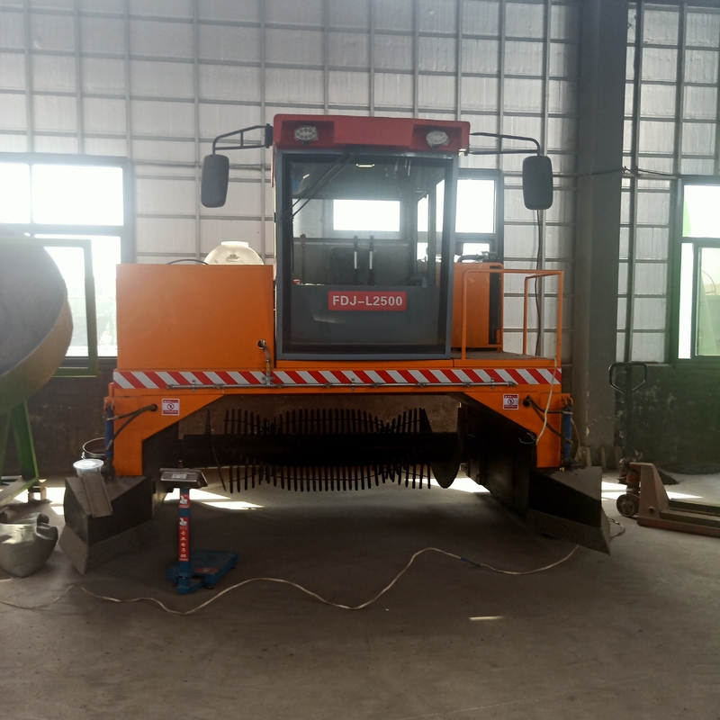 Gübre Malzemeleri için Mobil Paletli Tip Kompost Turner Makinaları